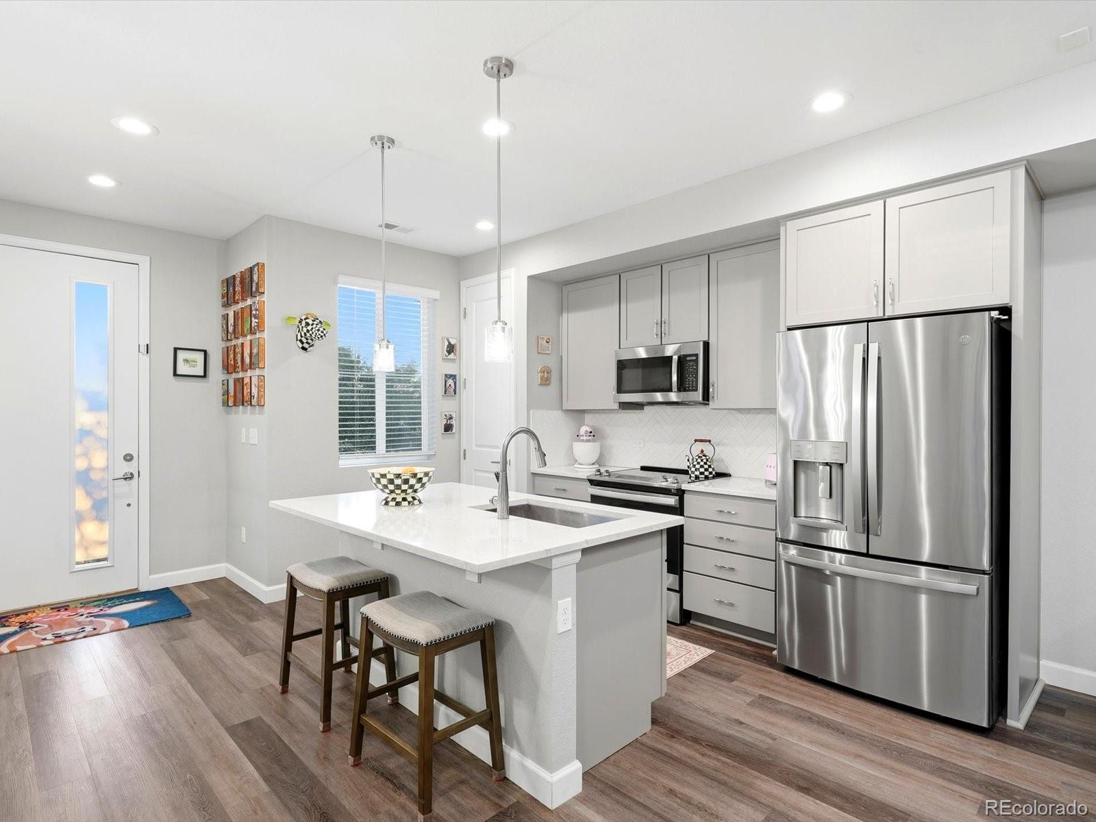 MLS Image #7 for 23501 e 5th drive ,aurora, Colorado