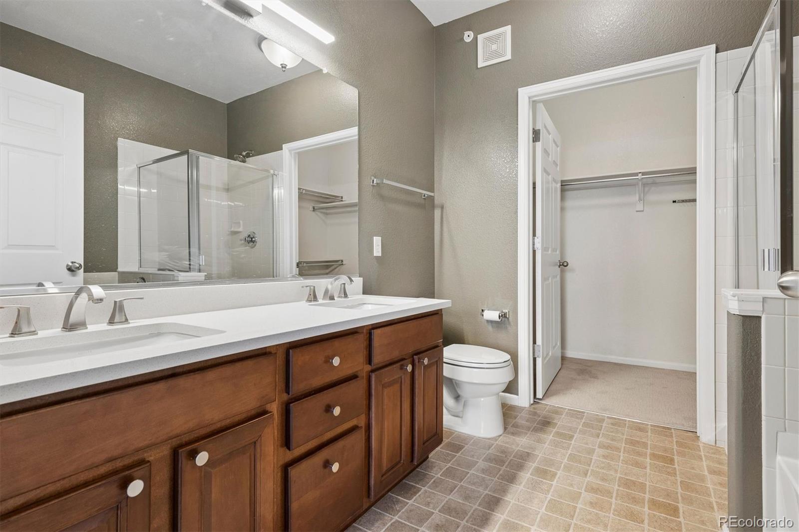 MLS Image #16 for 9633 e 5th avenue,denver, Colorado