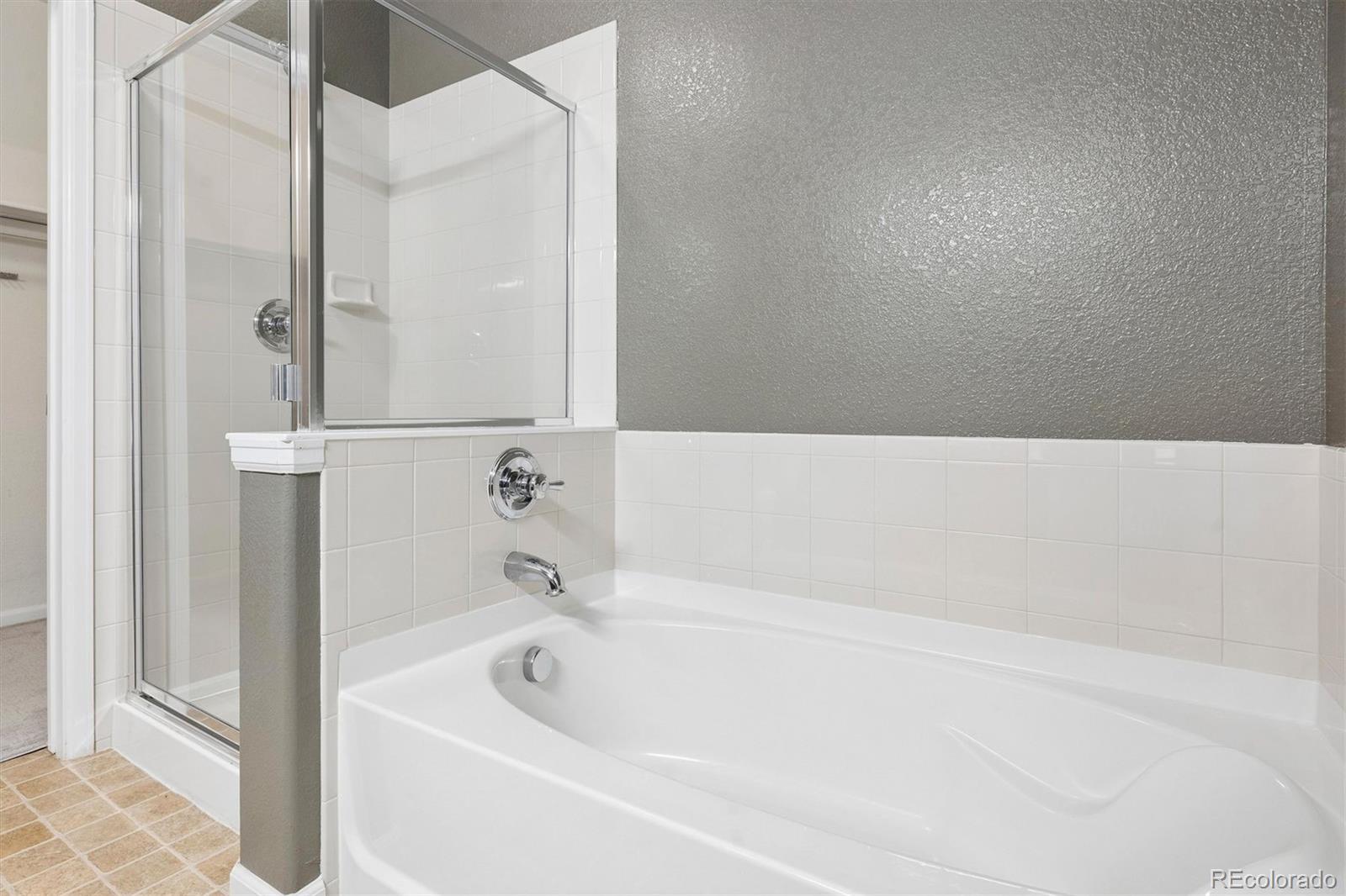 MLS Image #17 for 9633 e 5th avenue,denver, Colorado