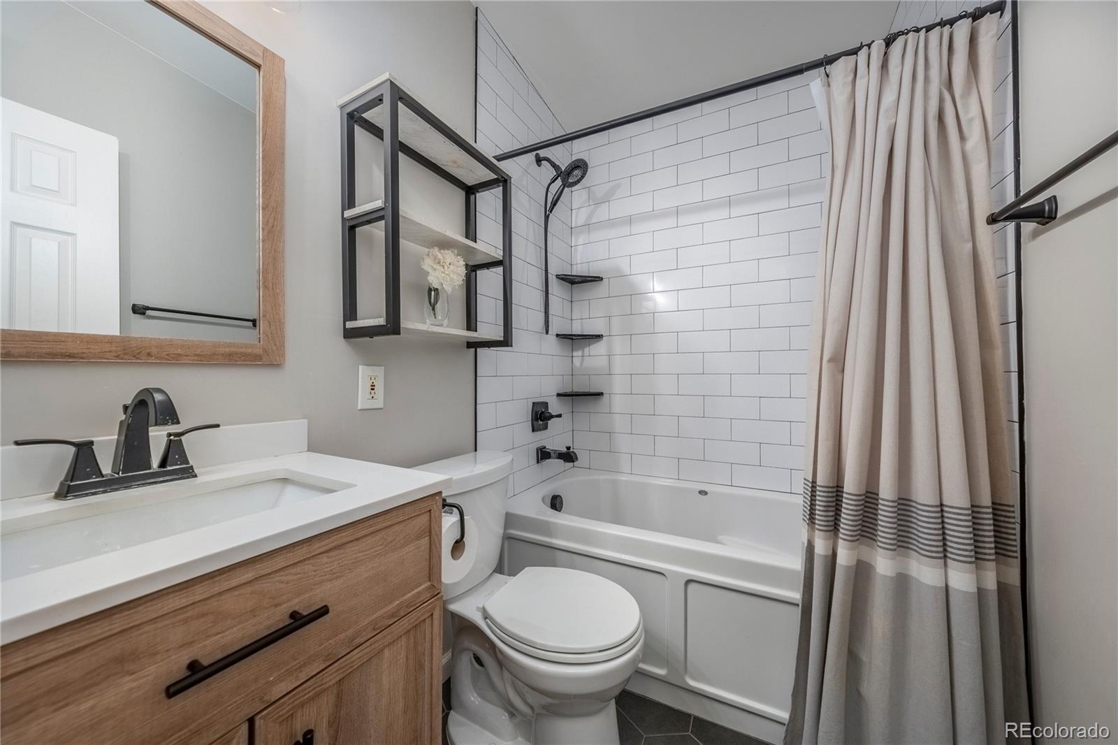 MLS Image #11 for 4770 s mariposa drive,englewood, Colorado