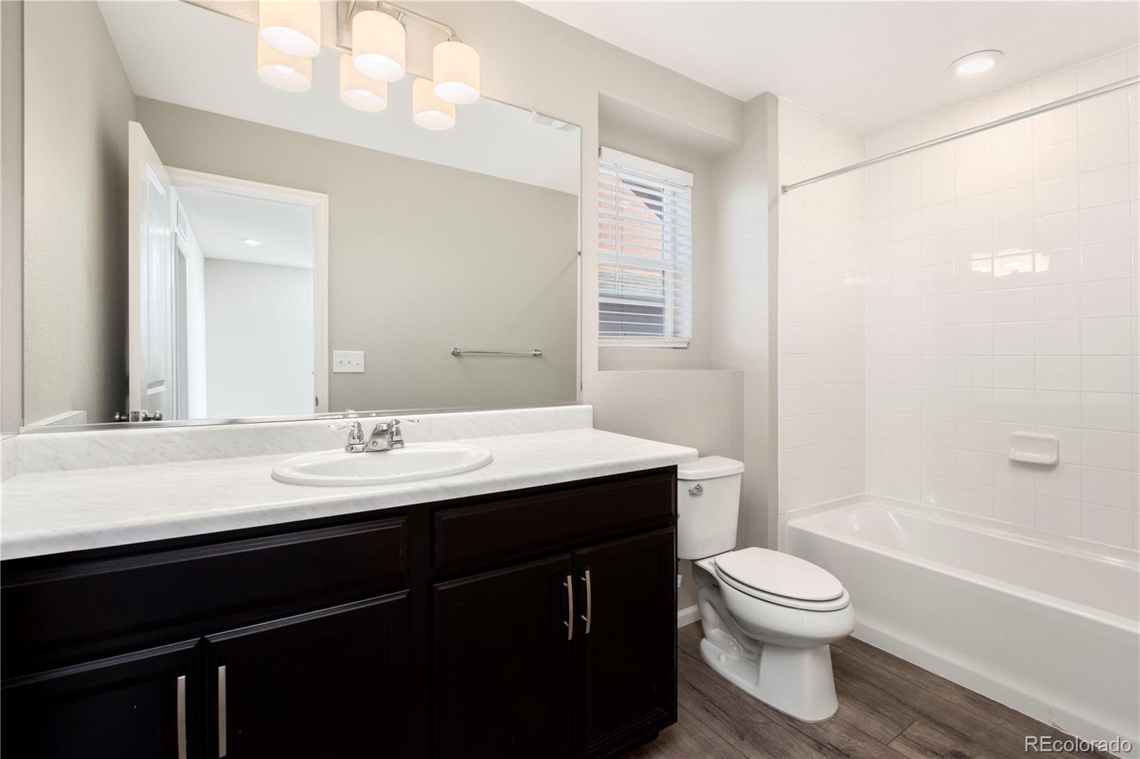 MLS Image #18 for 5725  hanover street,denver, Colorado