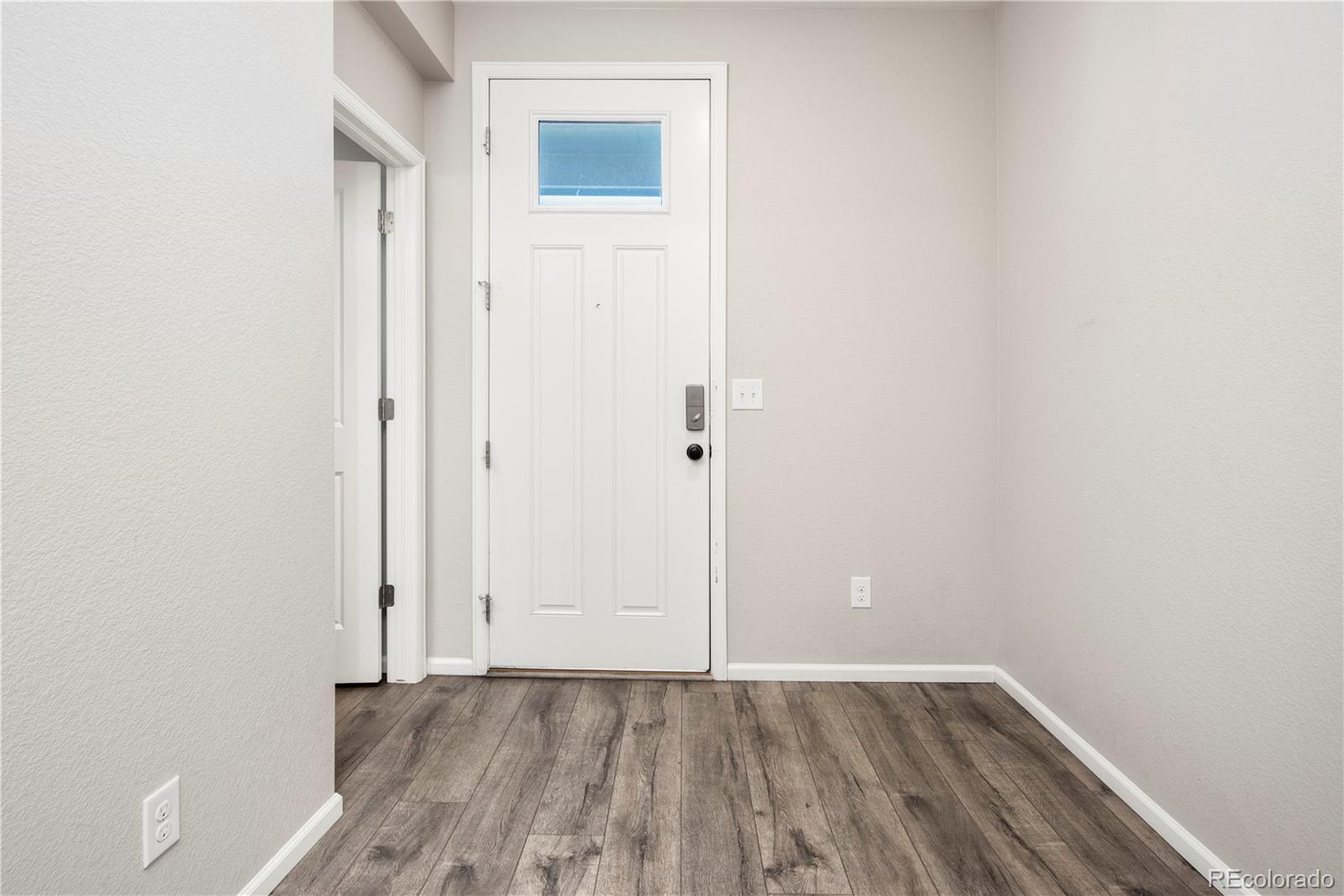 MLS Image #2 for 5725  hanover street,denver, Colorado