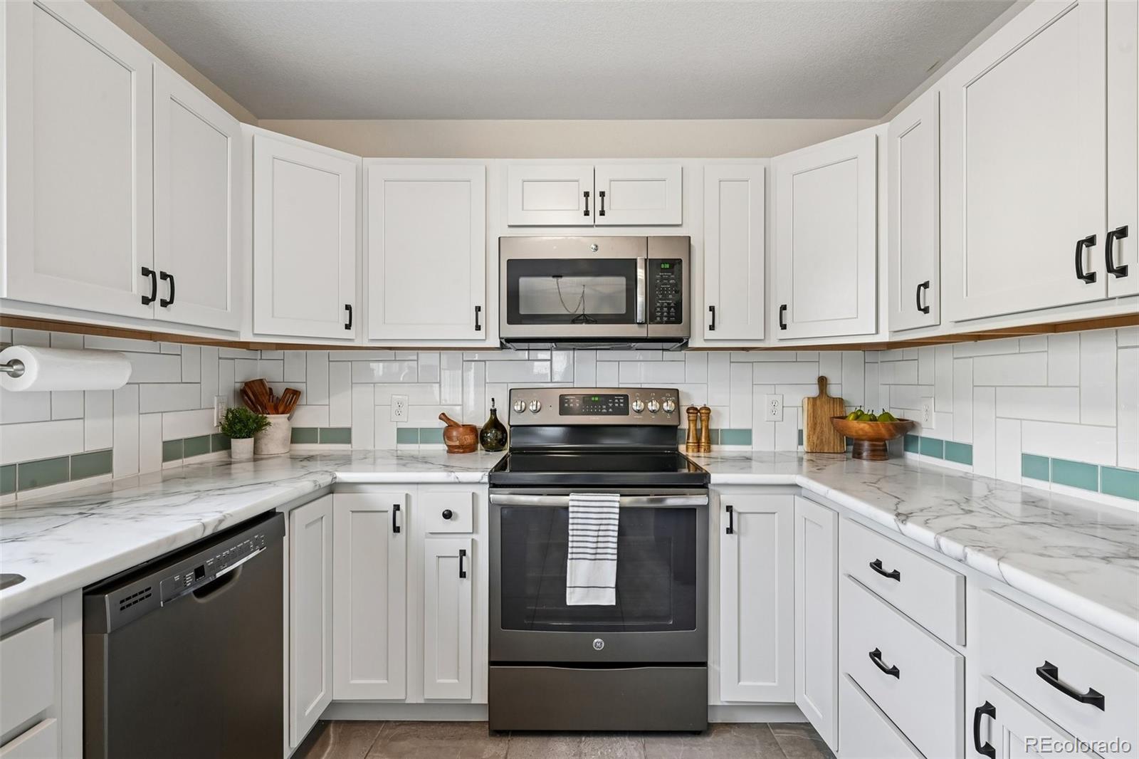 MLS Image #12 for 2747 s argonne street,aurora, Colorado