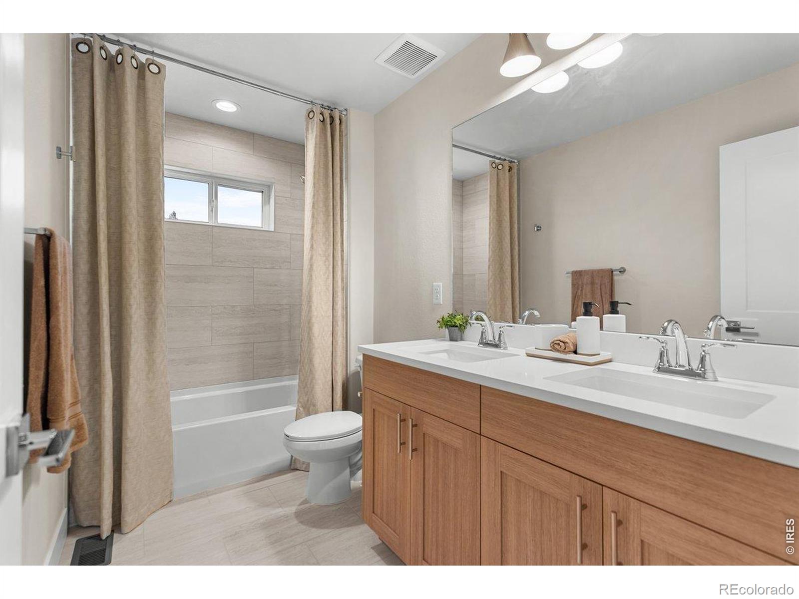 MLS Image #37 for 1658  taft gardens circle,loveland, Colorado