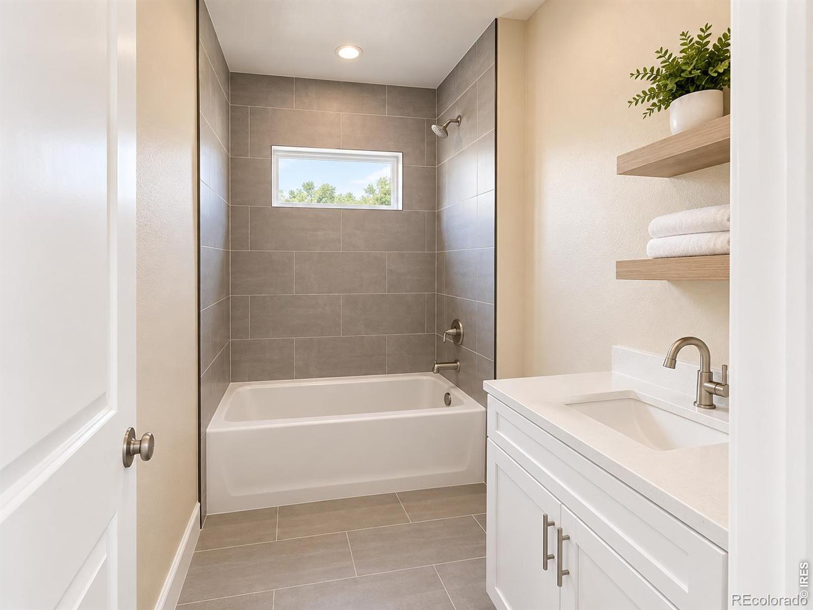 MLS Image #7 for 1658  taft gardens circle,loveland, Colorado