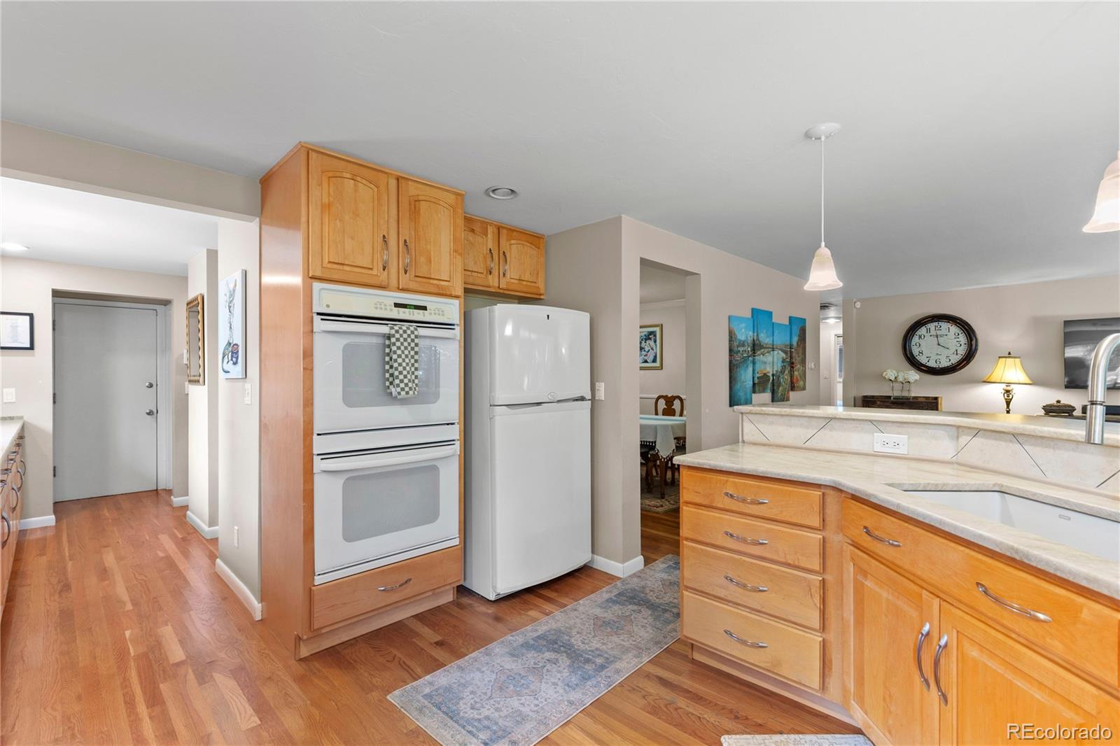 MLS Image #16 for 240 s kearney street,denver, Colorado