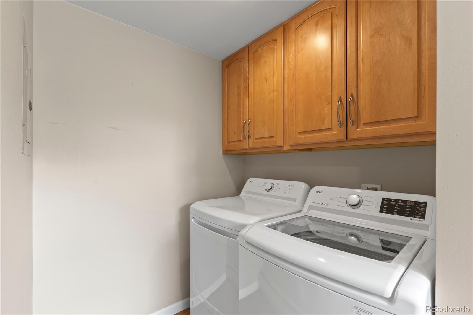 MLS Image #28 for 240 s kearney street,denver, Colorado