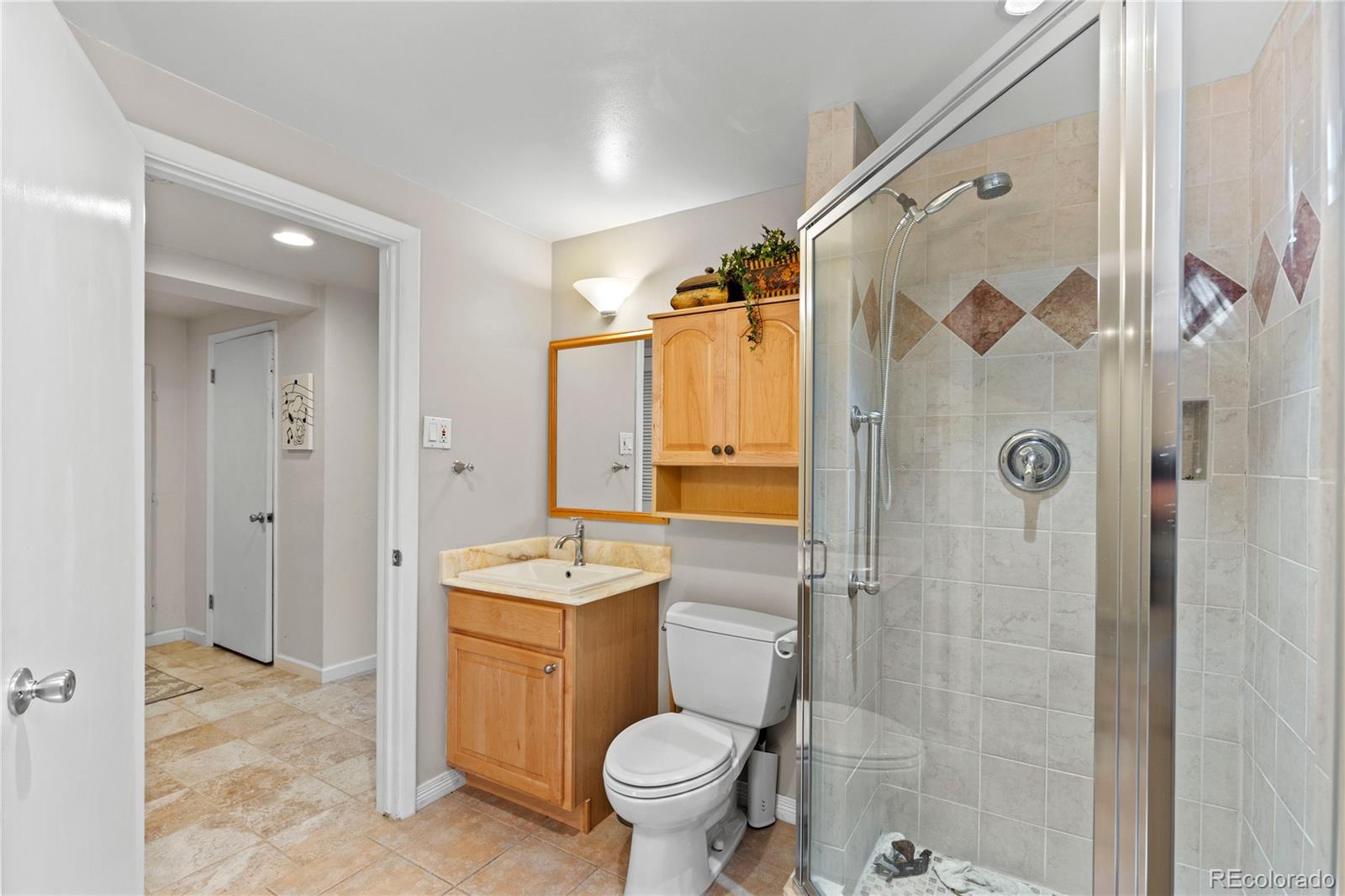 MLS Image #41 for 240 s kearney street,denver, Colorado