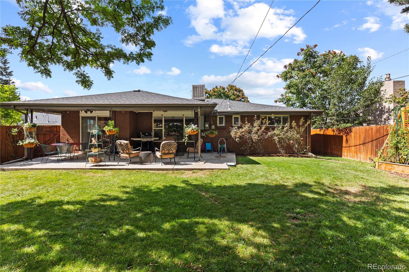 MLS Image #5 for 240 s kearney street,denver, Colorado