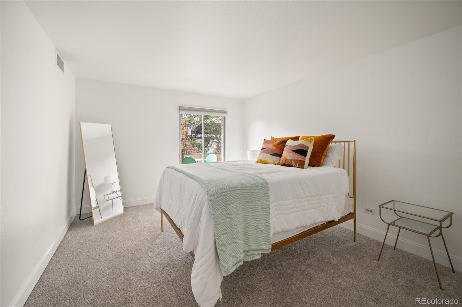 MLS Image #12 for 700 n washington street 305,denver, Colorado
