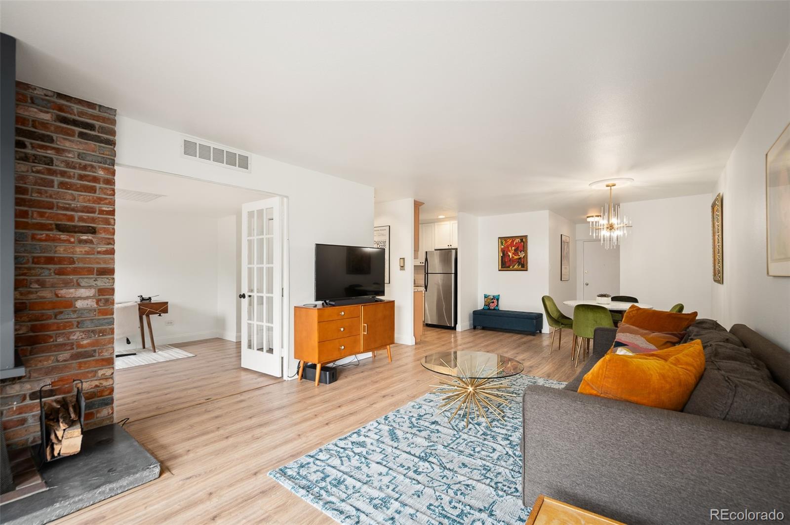 MLS Image #3 for 700 n washington street 305,denver, Colorado