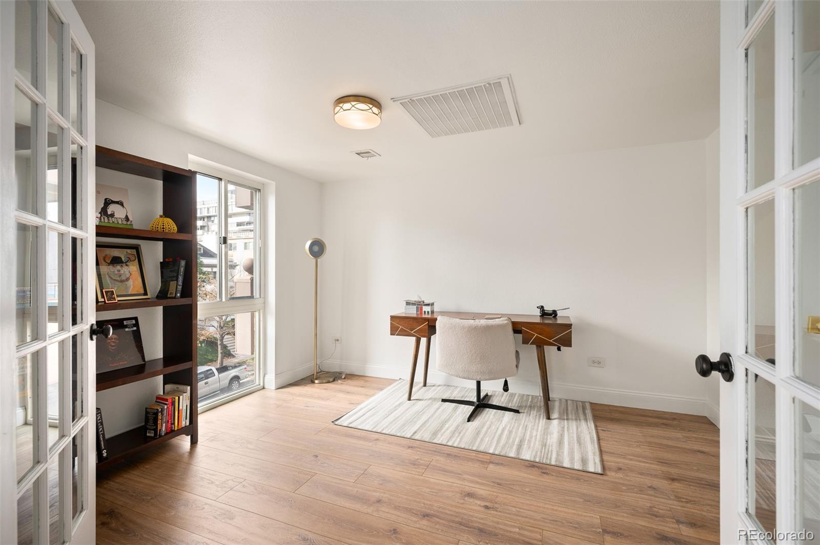 MLS Image #5 for 700 n washington street 305,denver, Colorado
