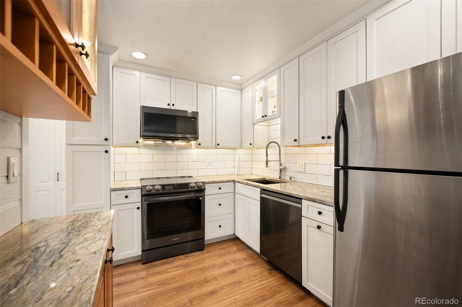 MLS Image #9 for 700 n washington street 305,denver, Colorado