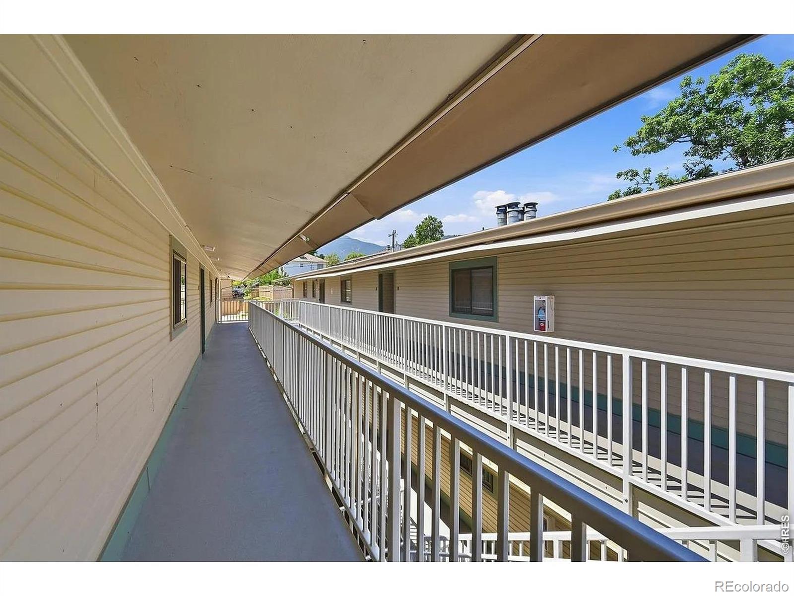 MLS Image #3 for 948  north street,boulder, Colorado