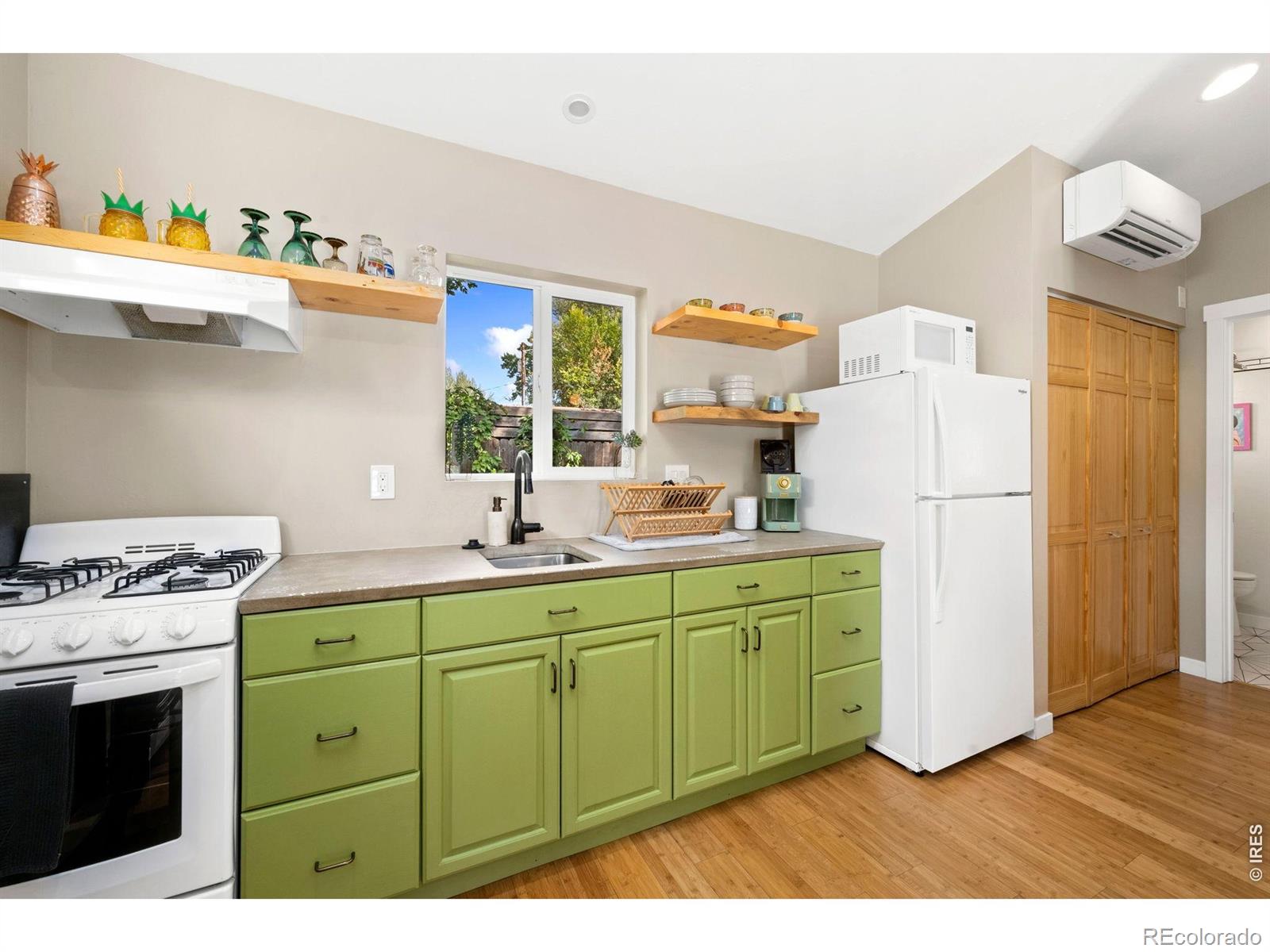 MLS Image #20 for 1208 e 3rd street,loveland, Colorado