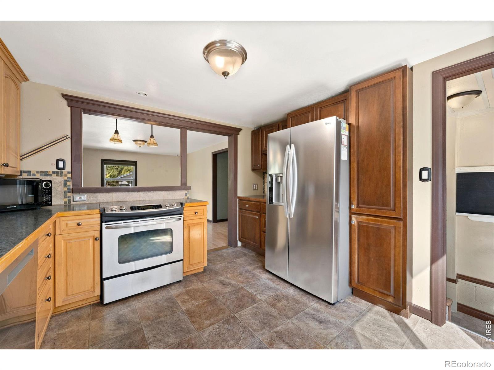 MLS Image #7 for 1208 e 3rd street,loveland, Colorado