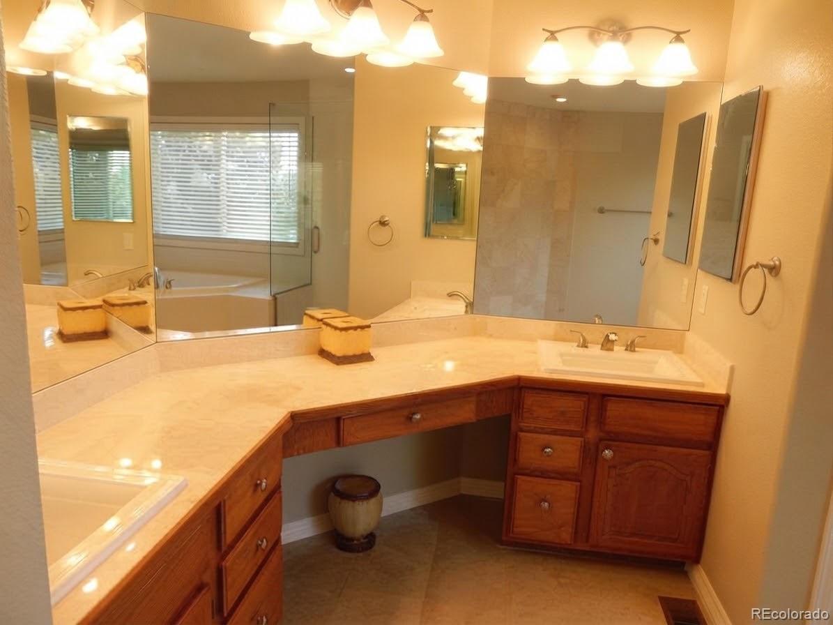 MLS Image #13 for 8692 e hawaii drive,denver, Colorado