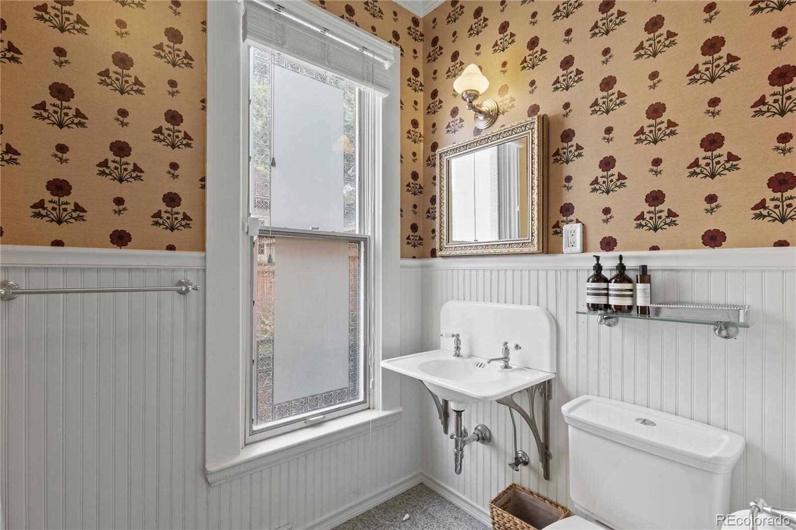 MLS Image #25 for 1032 s york street,denver, Colorado