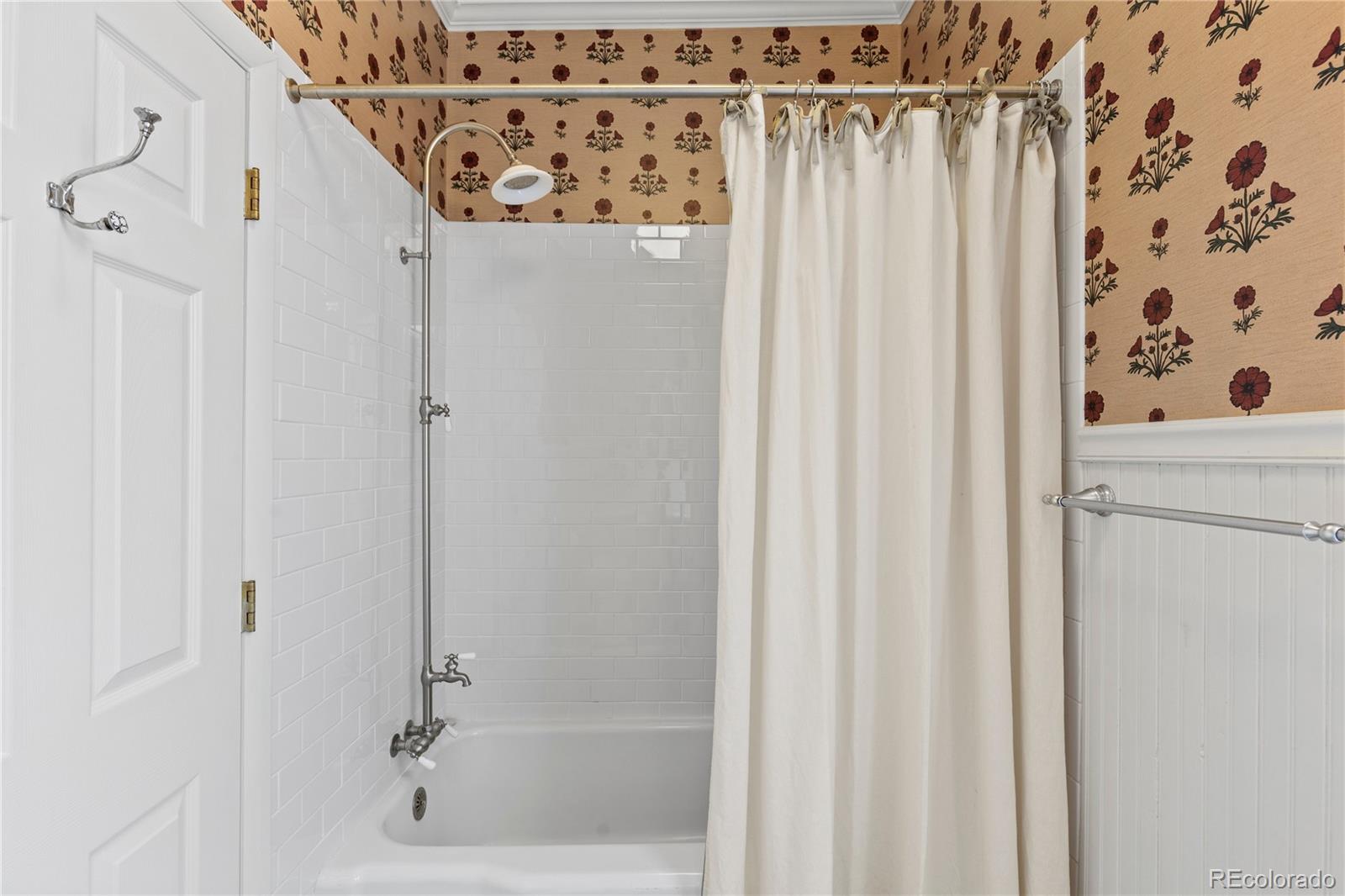 MLS Image #26 for 1032 s york street,denver, Colorado