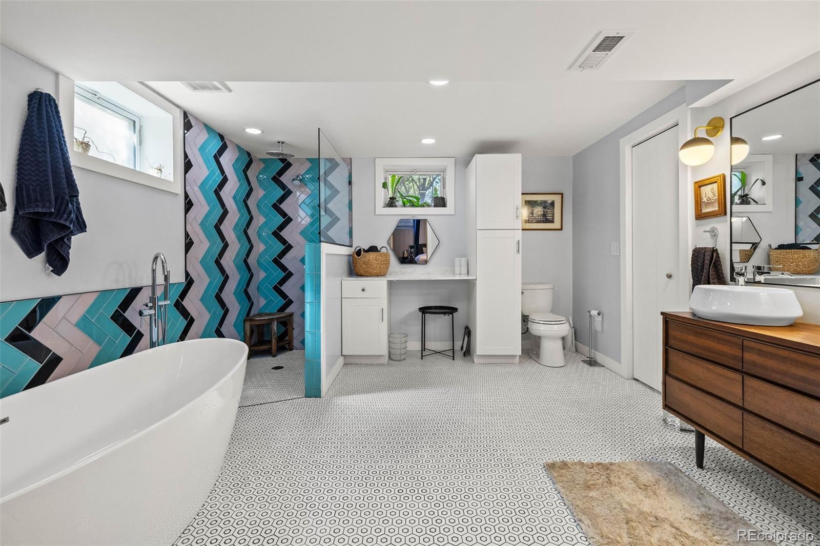 MLS Image #26 for 2953 s zenobia street,denver, Colorado