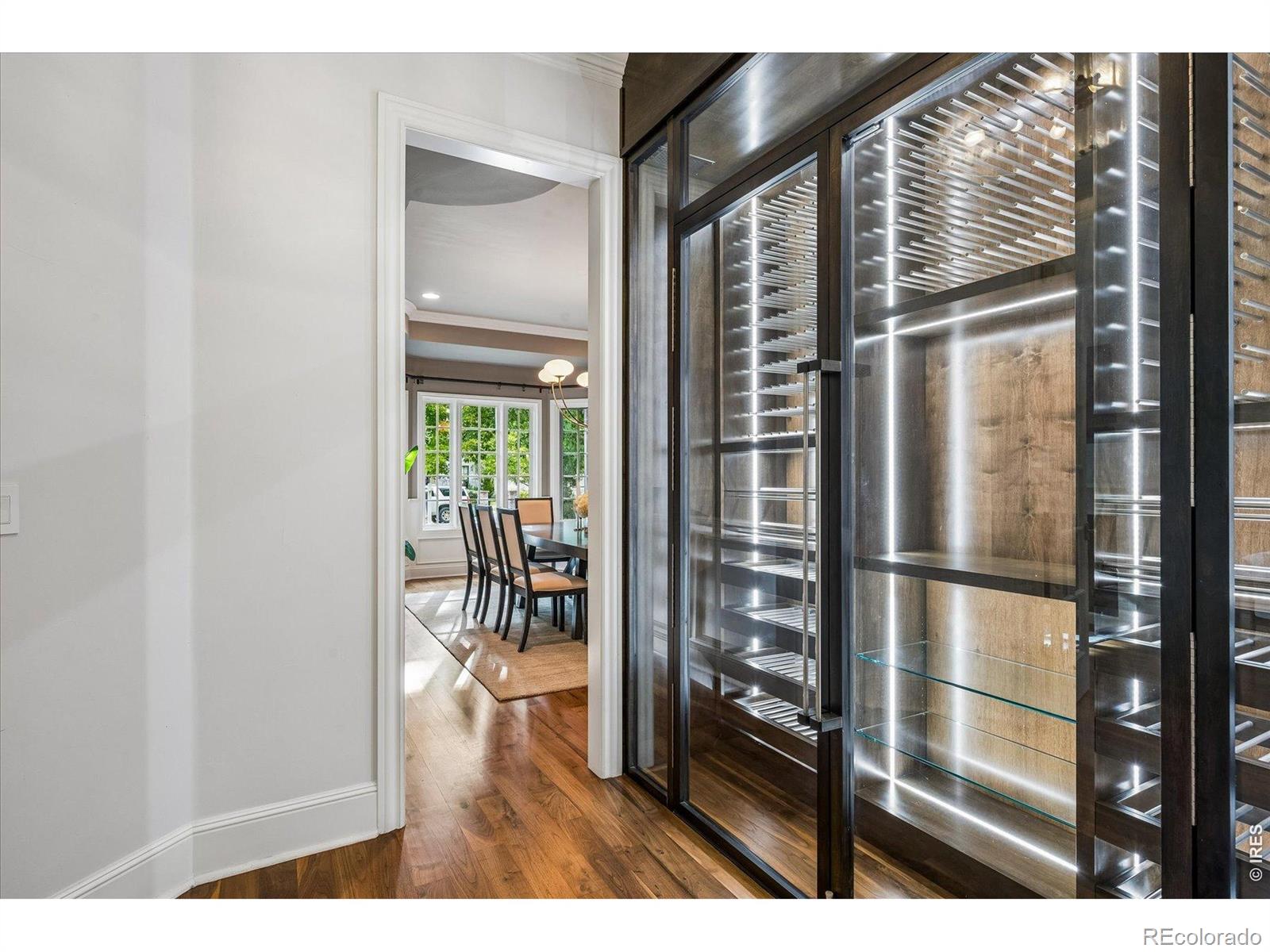 MLS Image #13 for 211 s cherry street,denver, Colorado