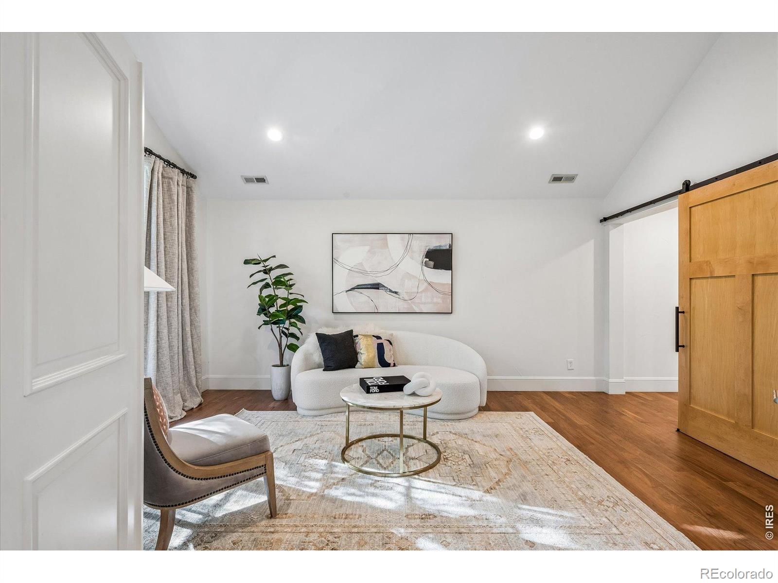 MLS Image #19 for 211 s cherry street,denver, Colorado