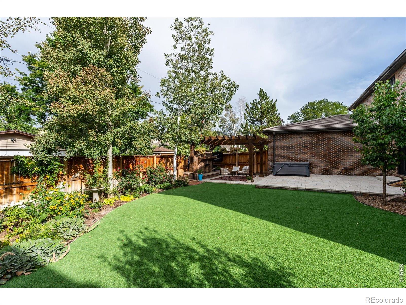 MLS Image #37 for 211 s cherry street,denver, Colorado
