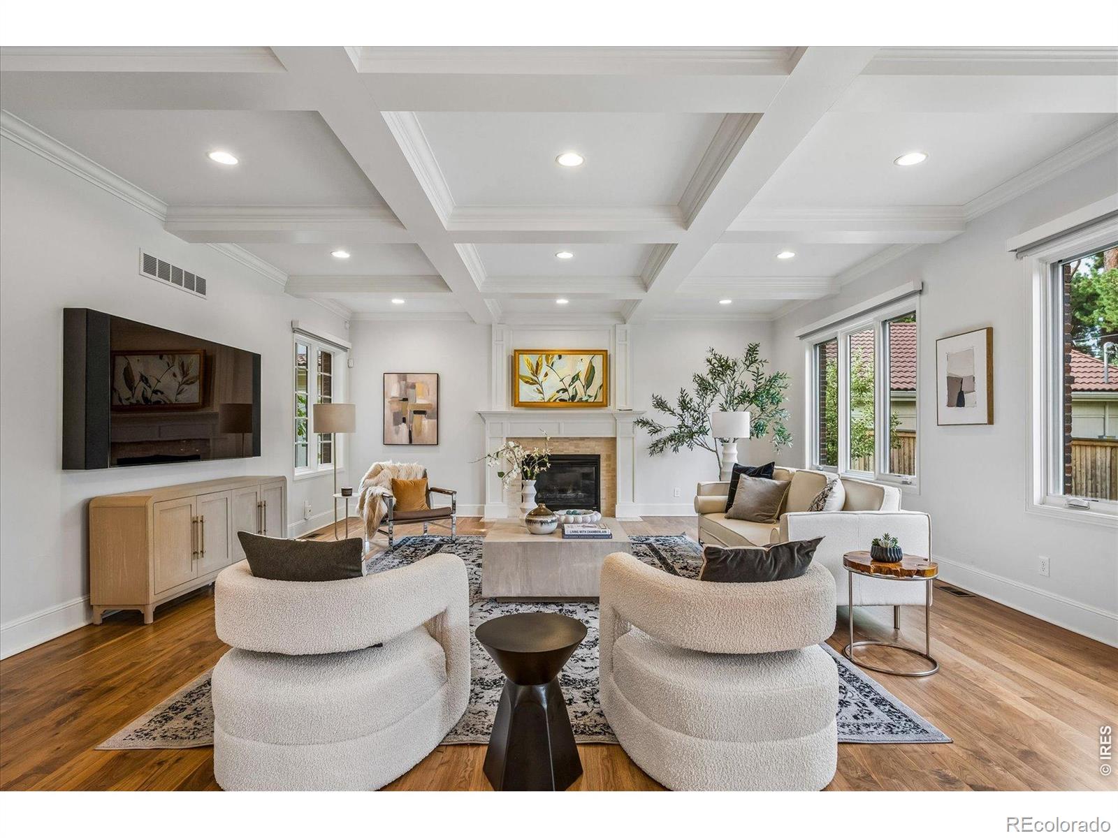 MLS Image #8 for 211 s cherry street,denver, Colorado