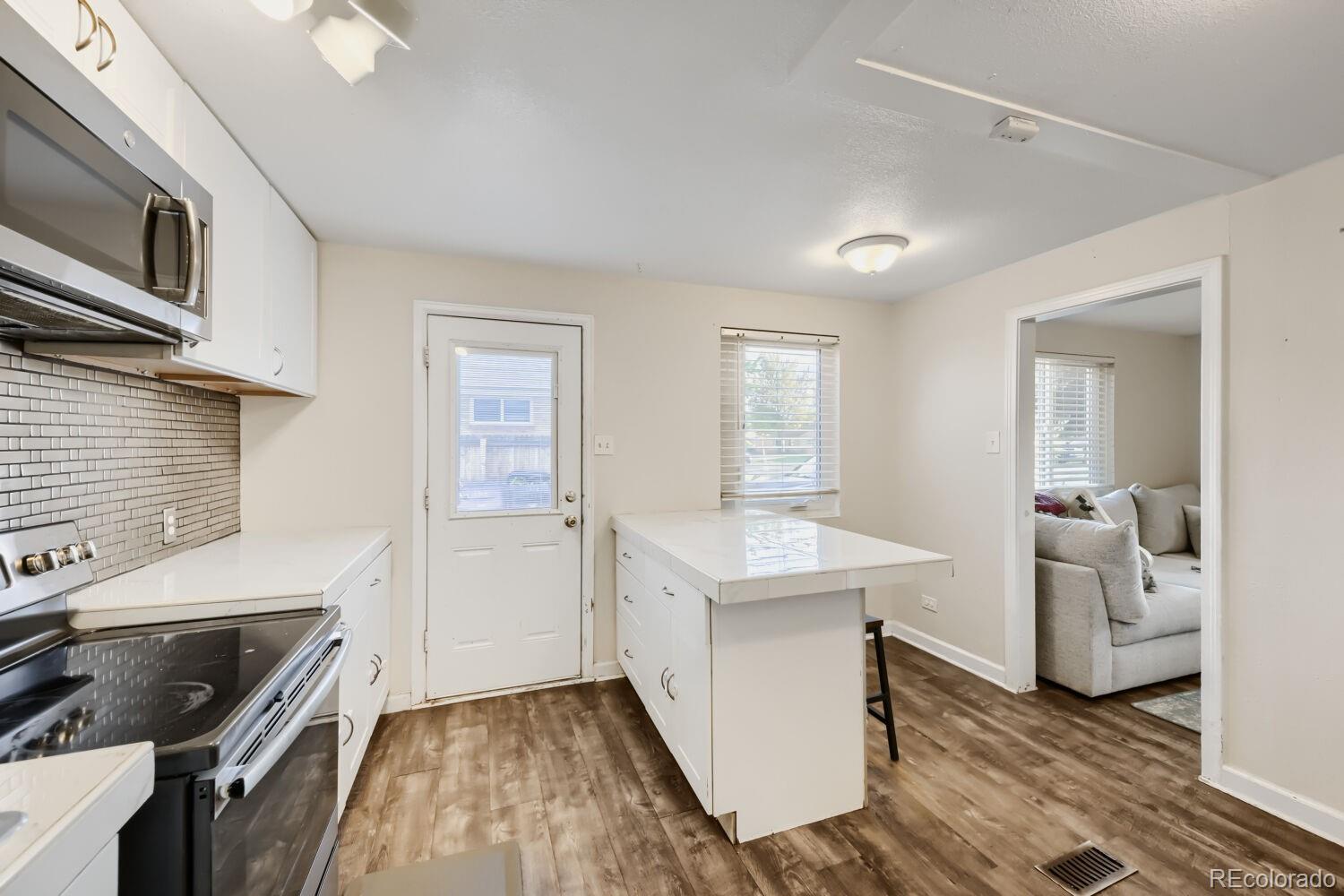 MLS Image #11 for 1318 s dale court,denver, Colorado