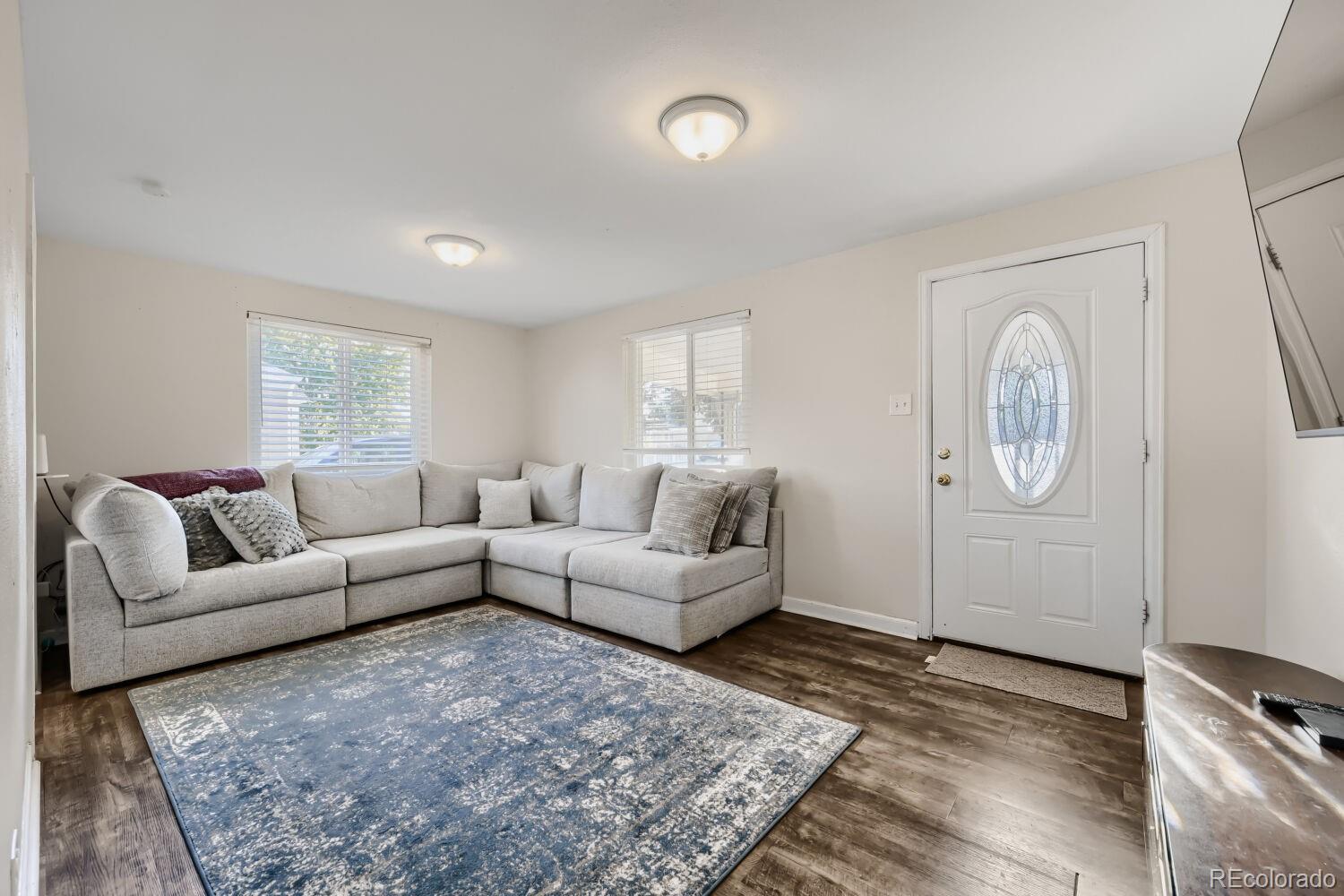 MLS Image #6 for 1318 s dale court,denver, Colorado