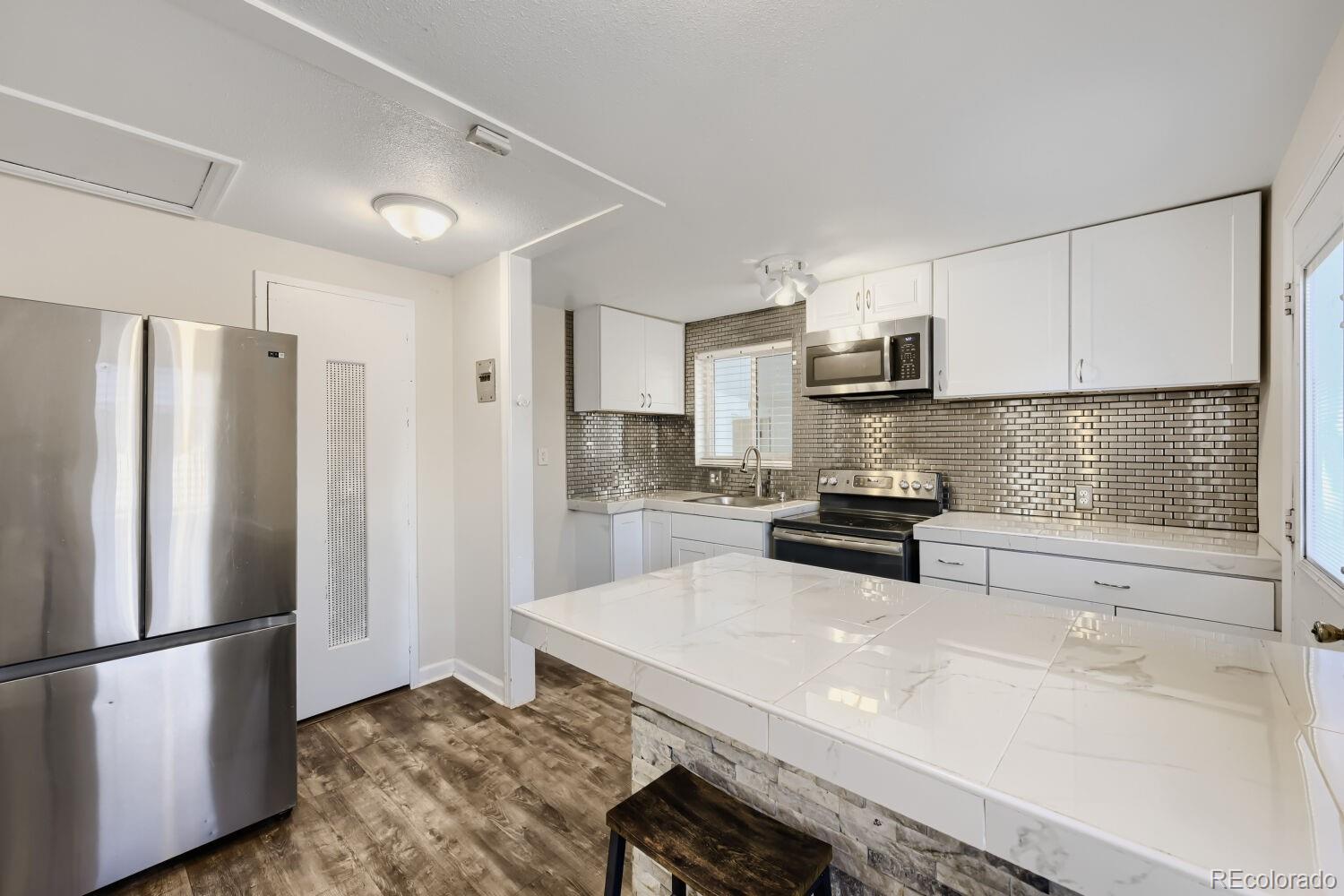 MLS Image #8 for 1318 s dale court,denver, Colorado