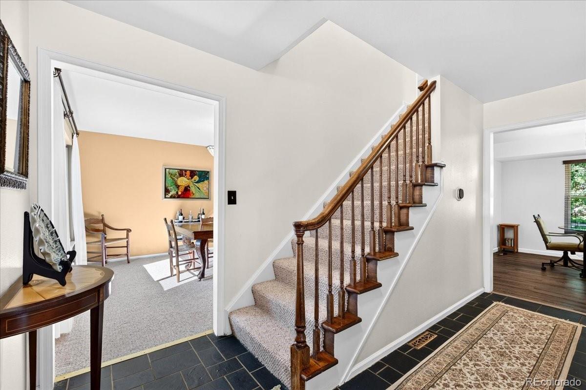 MLS Image #10 for 3064 s spruce way,denver, Colorado