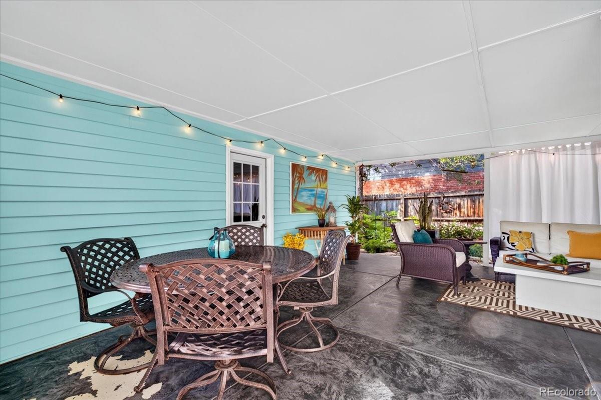 MLS Image #3 for 3064 s spruce way,denver, Colorado
