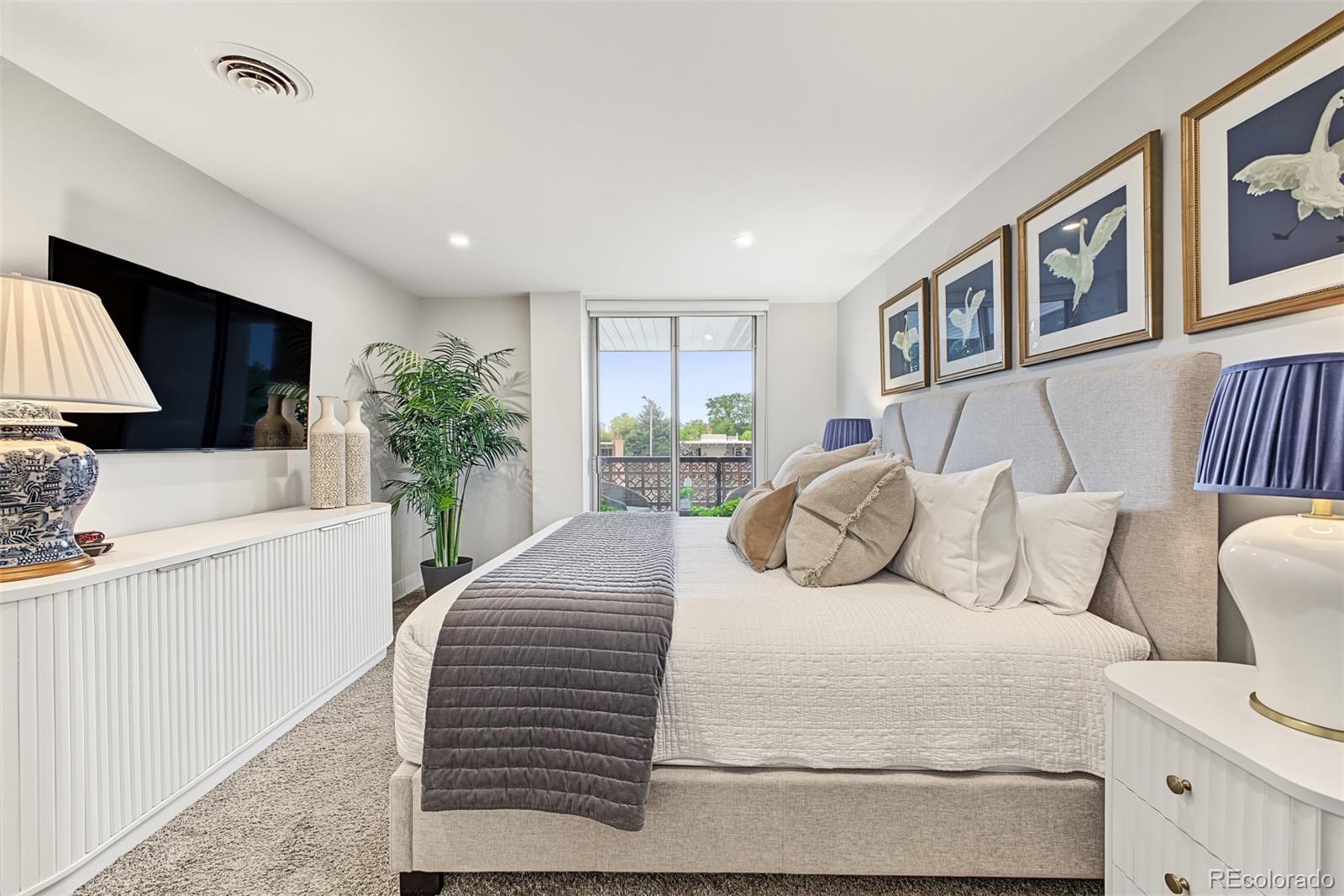 MLS Image #12 for 4570 e yale avenue 301,denver, Colorado
