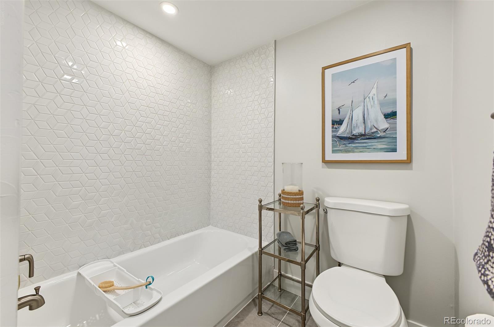MLS Image #16 for 4570 e yale avenue 301,denver, Colorado