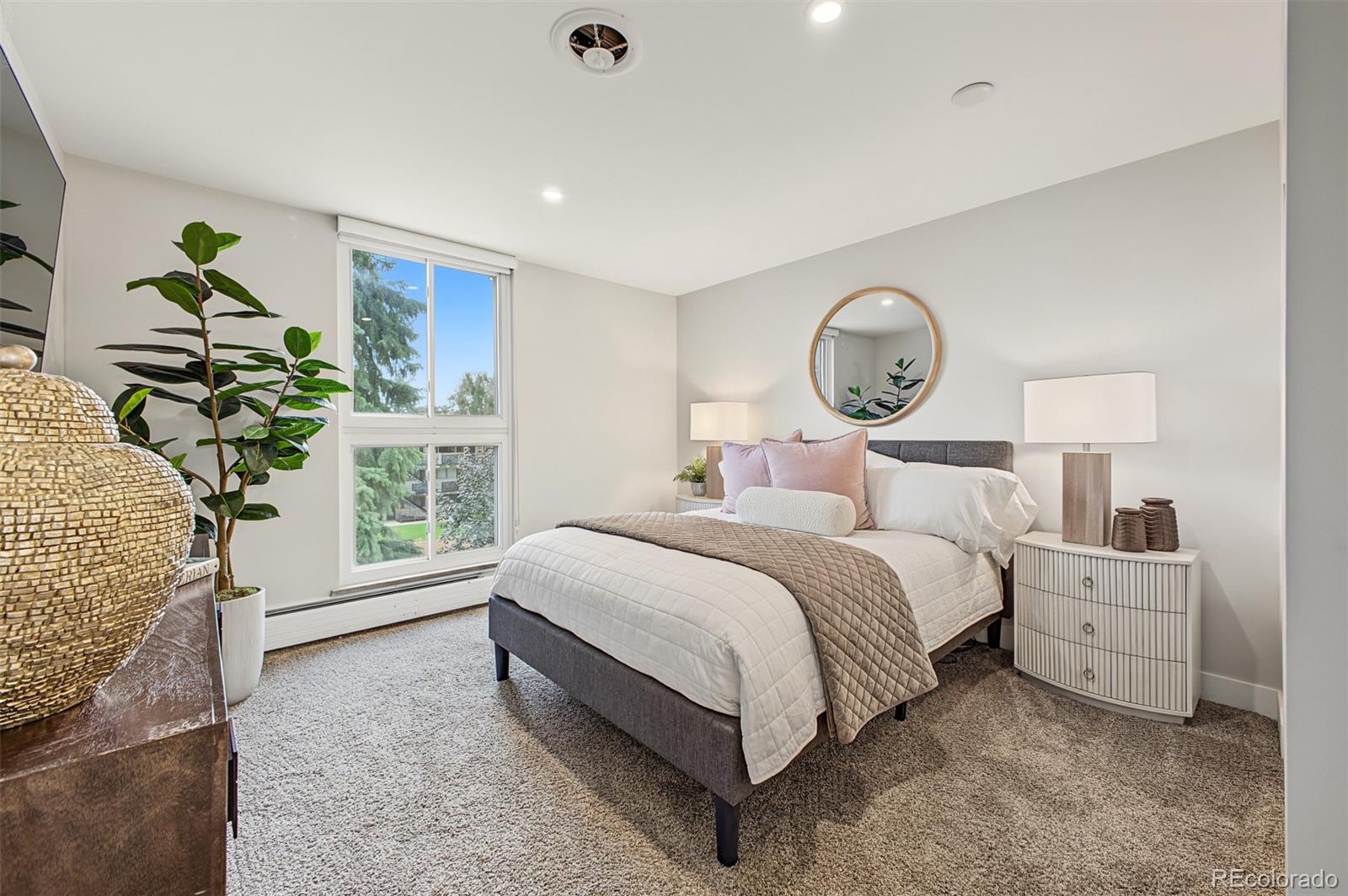 MLS Image #18 for 4570 e yale avenue 301,denver, Colorado