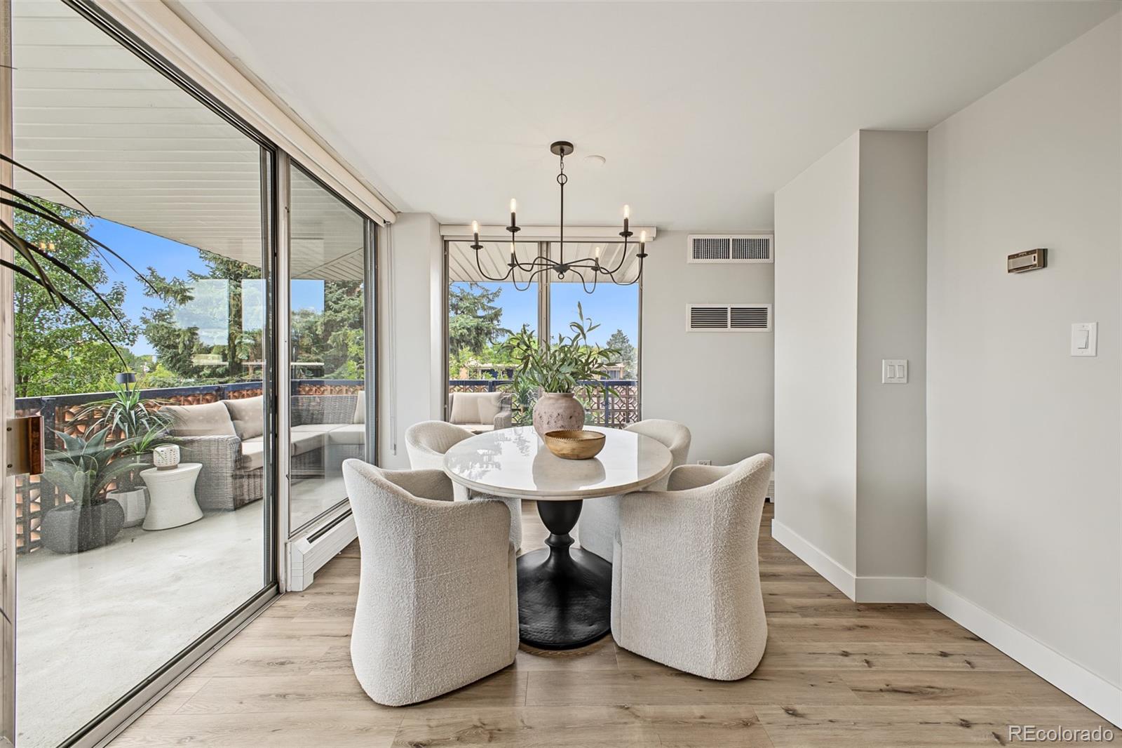 MLS Image #5 for 4570 e yale avenue 301,denver, Colorado