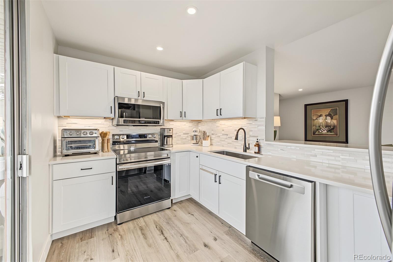 MLS Image #8 for 4570 e yale avenue 301,denver, Colorado