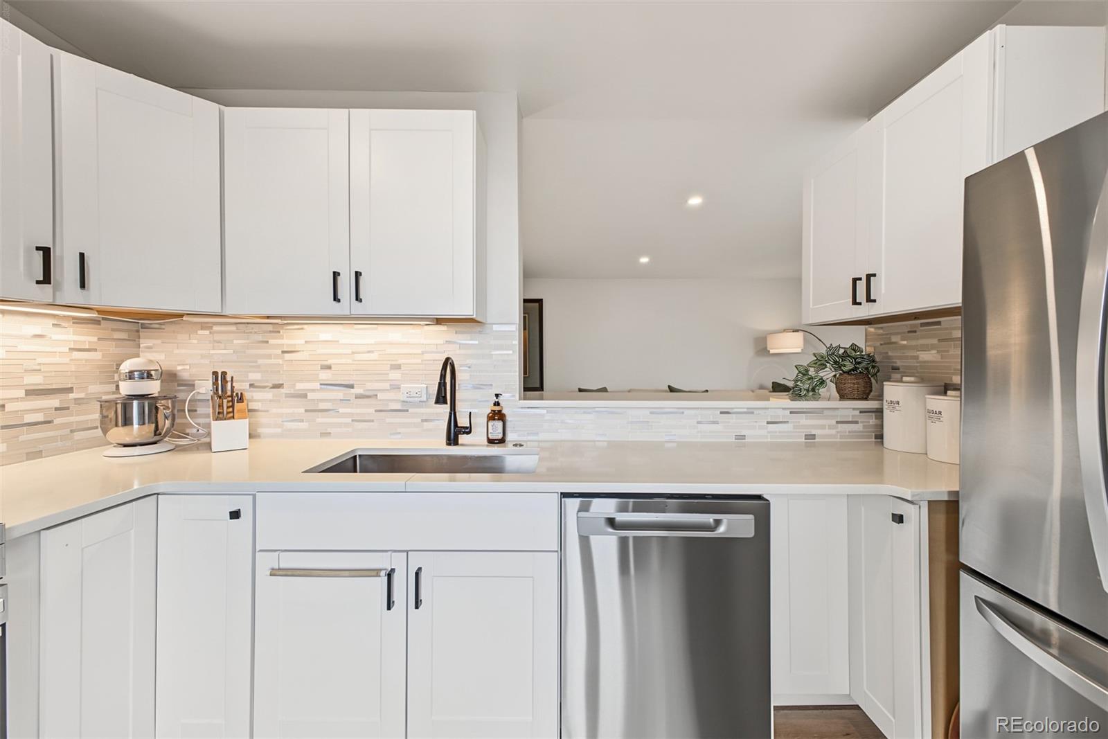 MLS Image #9 for 4570 e yale avenue 301,denver, Colorado