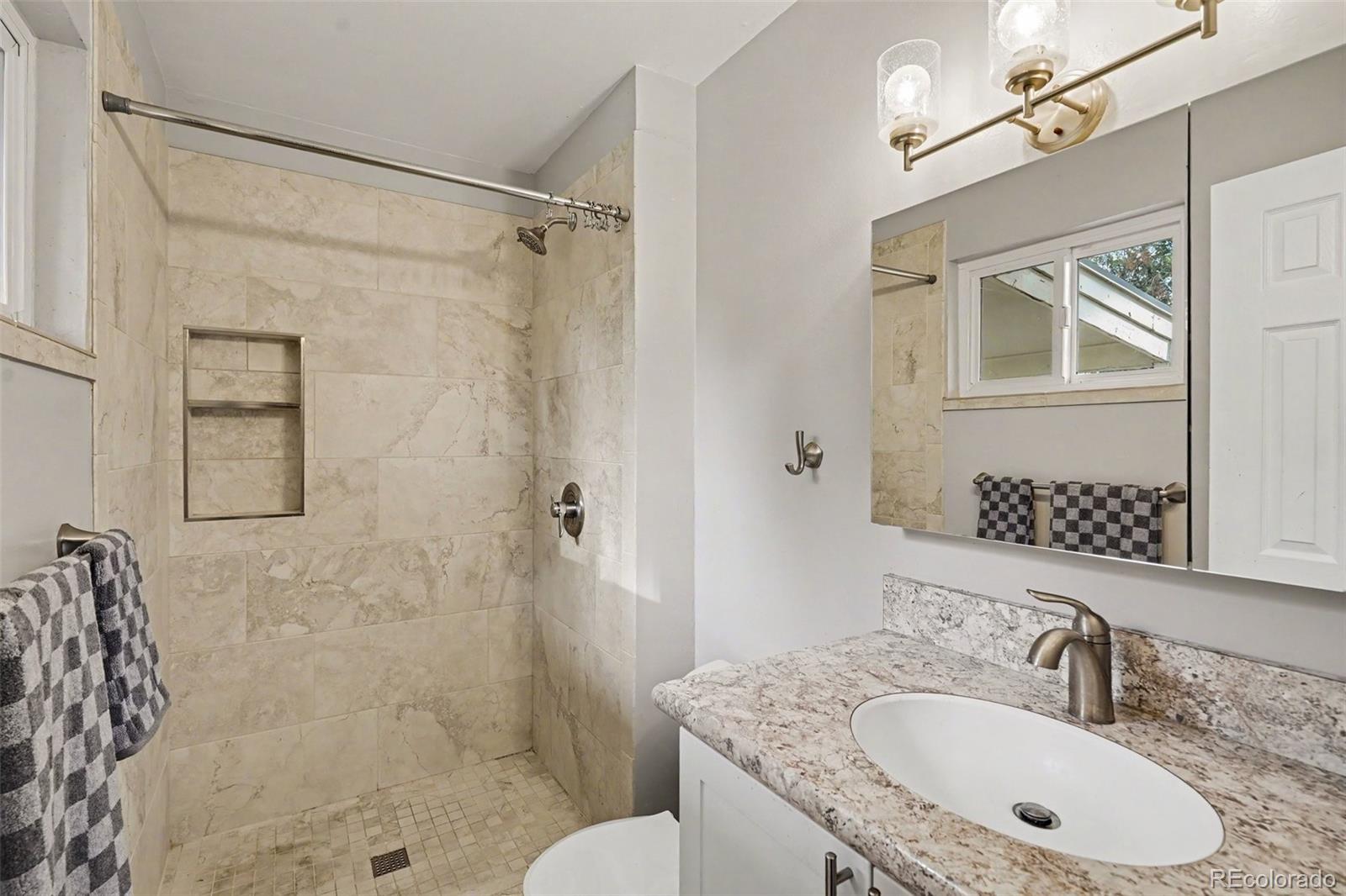 MLS Image #13 for 775 s glencoe street,denver, Colorado