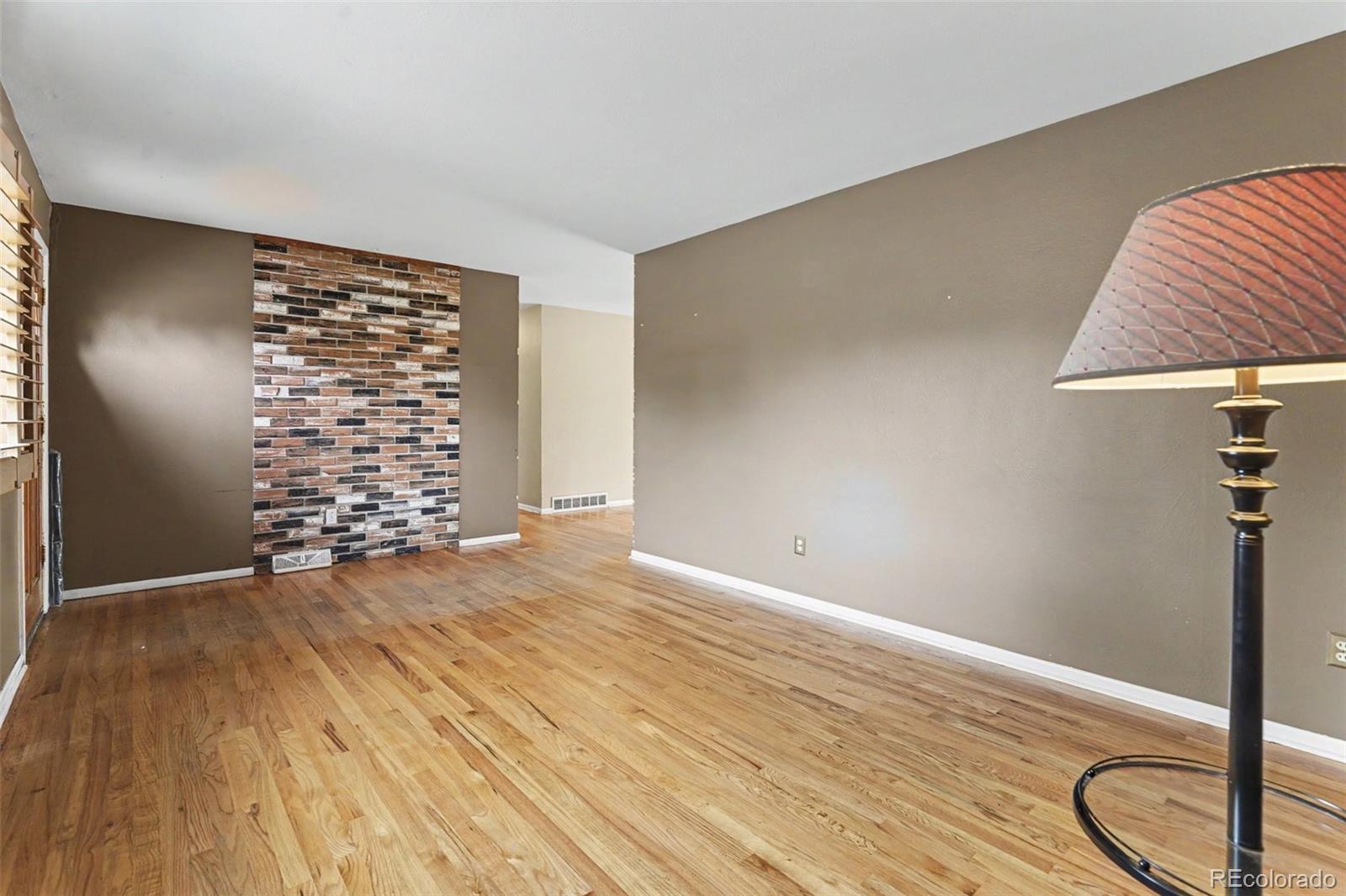 MLS Image #3 for 775 s glencoe street,denver, Colorado
