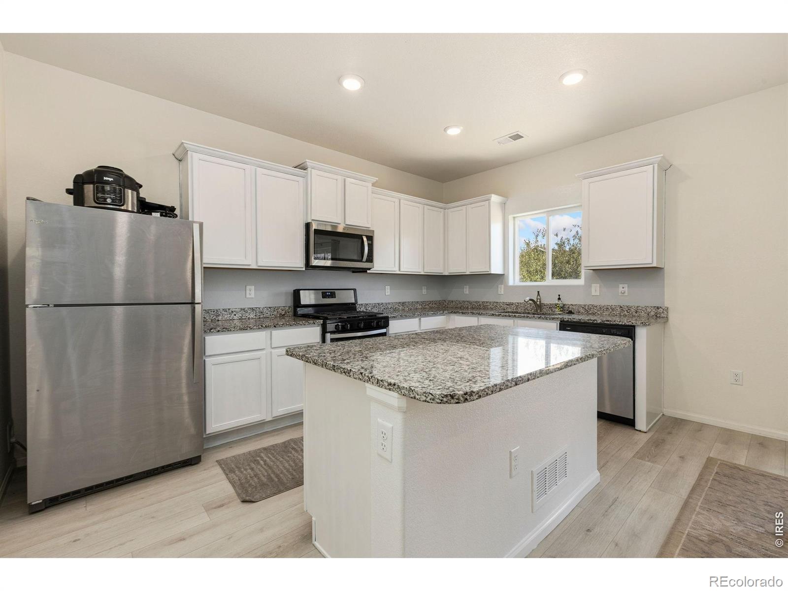 MLS Image #6 for 989  cascade falls street,severance, Colorado