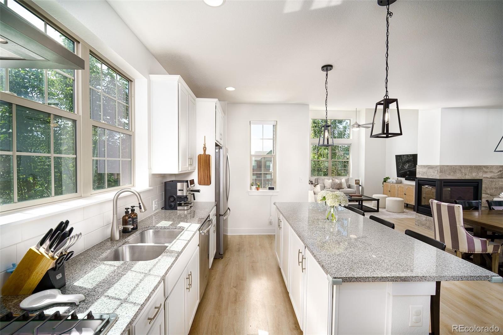 MLS Image #12 for 2600  moline street,denver, Colorado