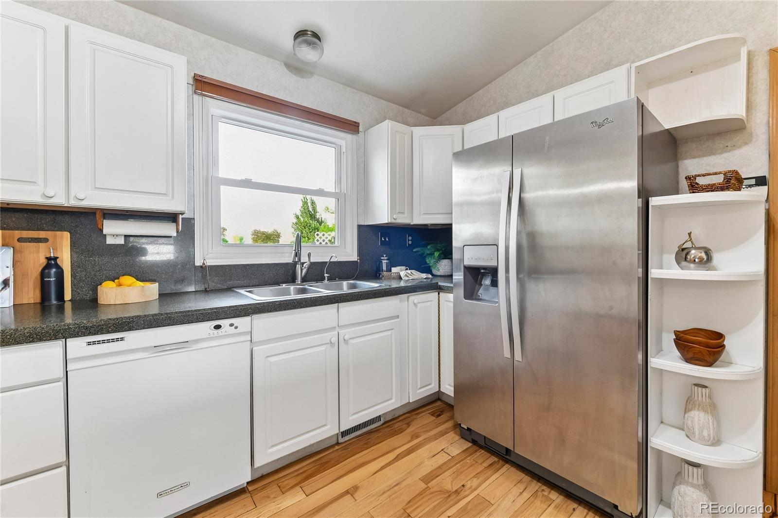 MLS Image #11 for 100  flora court,frederick, Colorado