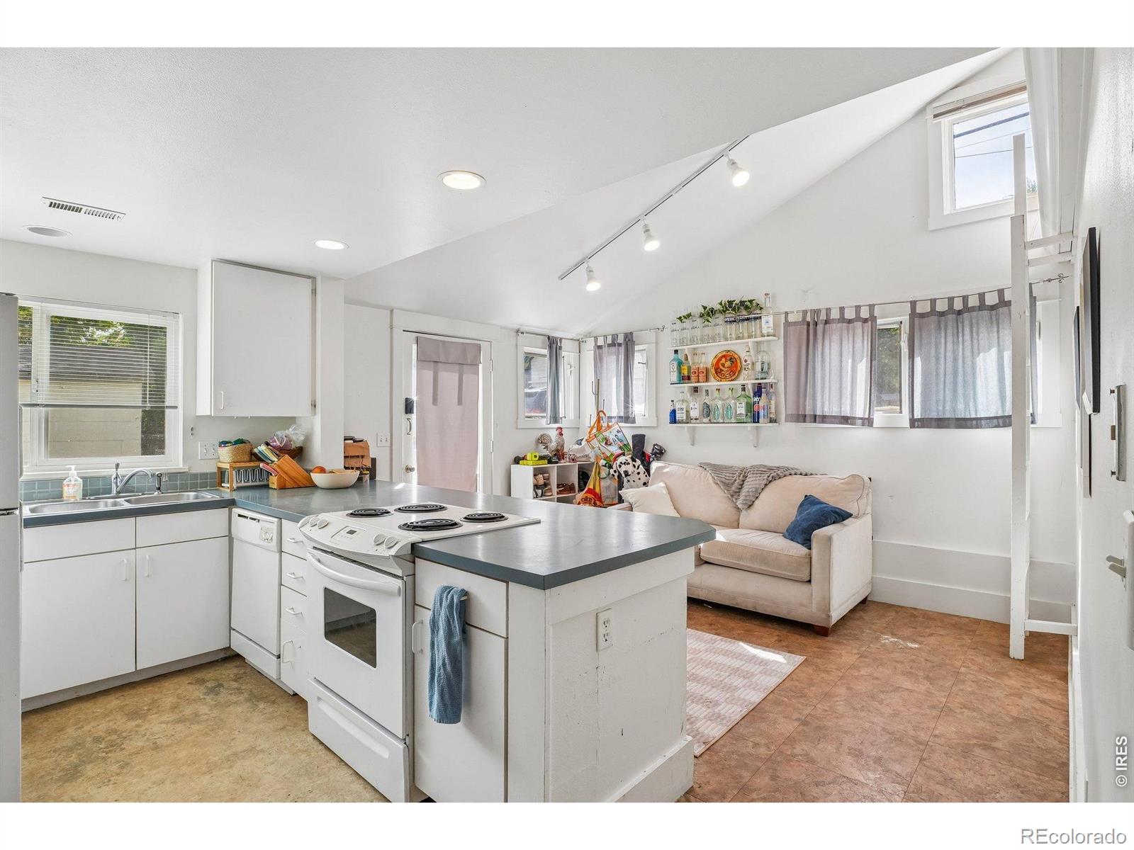 MLS Image #9 for 920  university avenue,boulder, Colorado