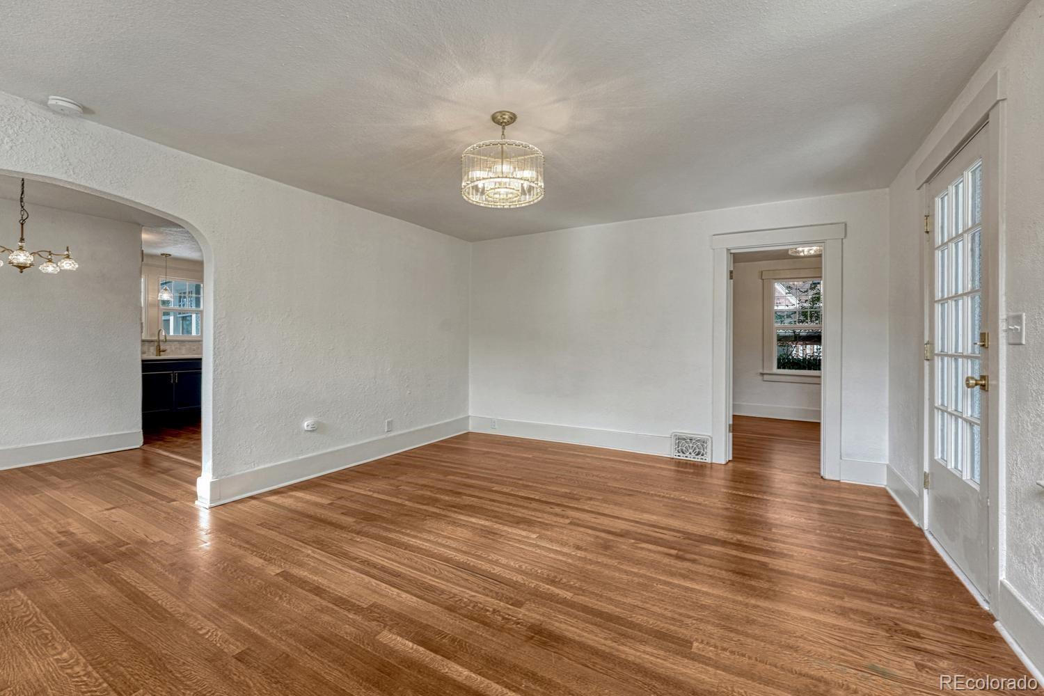 MLS Image #8 for 209 e washington street,colorado springs, Colorado