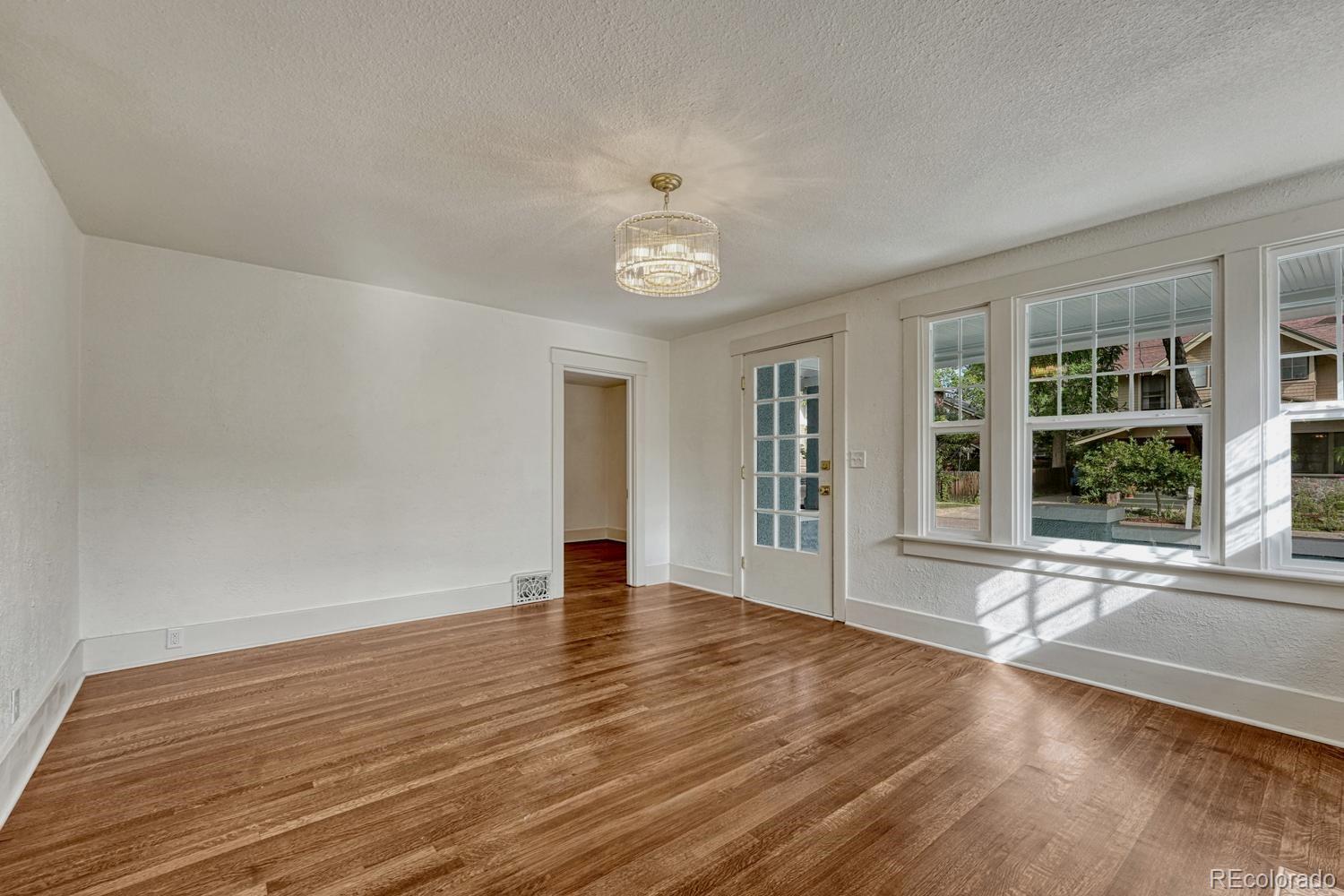 MLS Image #9 for 209 e washington street,colorado springs, Colorado