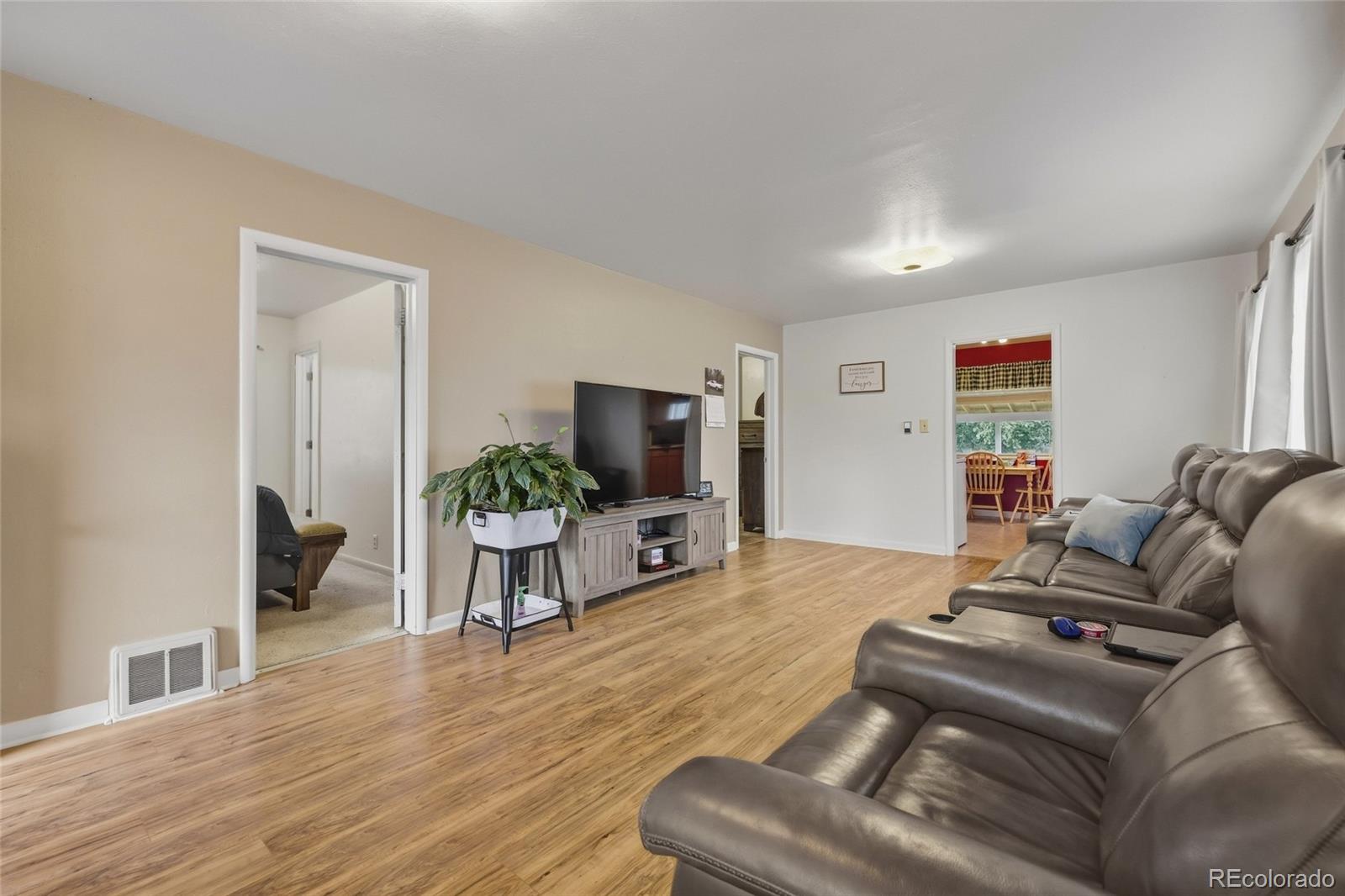 MLS Image #11 for 960  6th street,limon, Colorado
