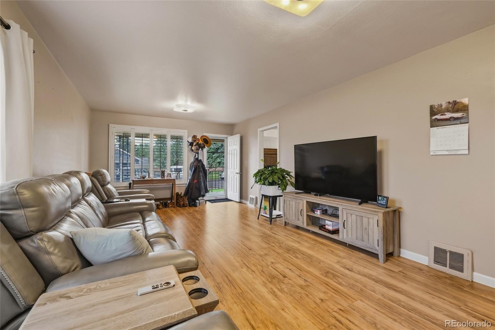 MLS Image #3 for 960  6th street,limon, Colorado