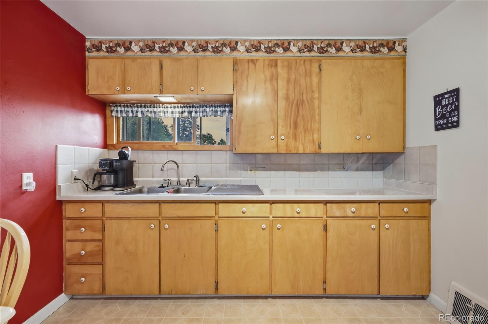 MLS Image #8 for 960  6th street,limon, Colorado